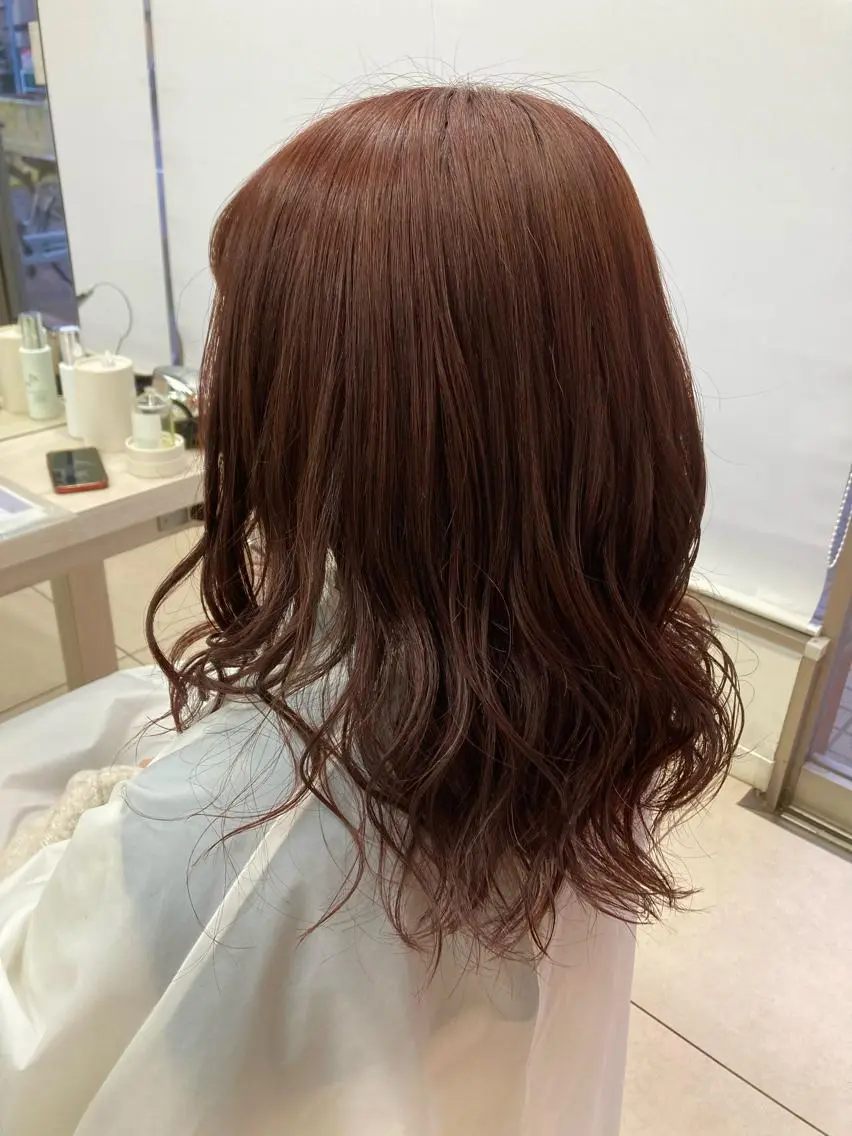 セミロング カラー 🫧ダメージレス🫧 カラー&縮毛矯正のヘアスタイル