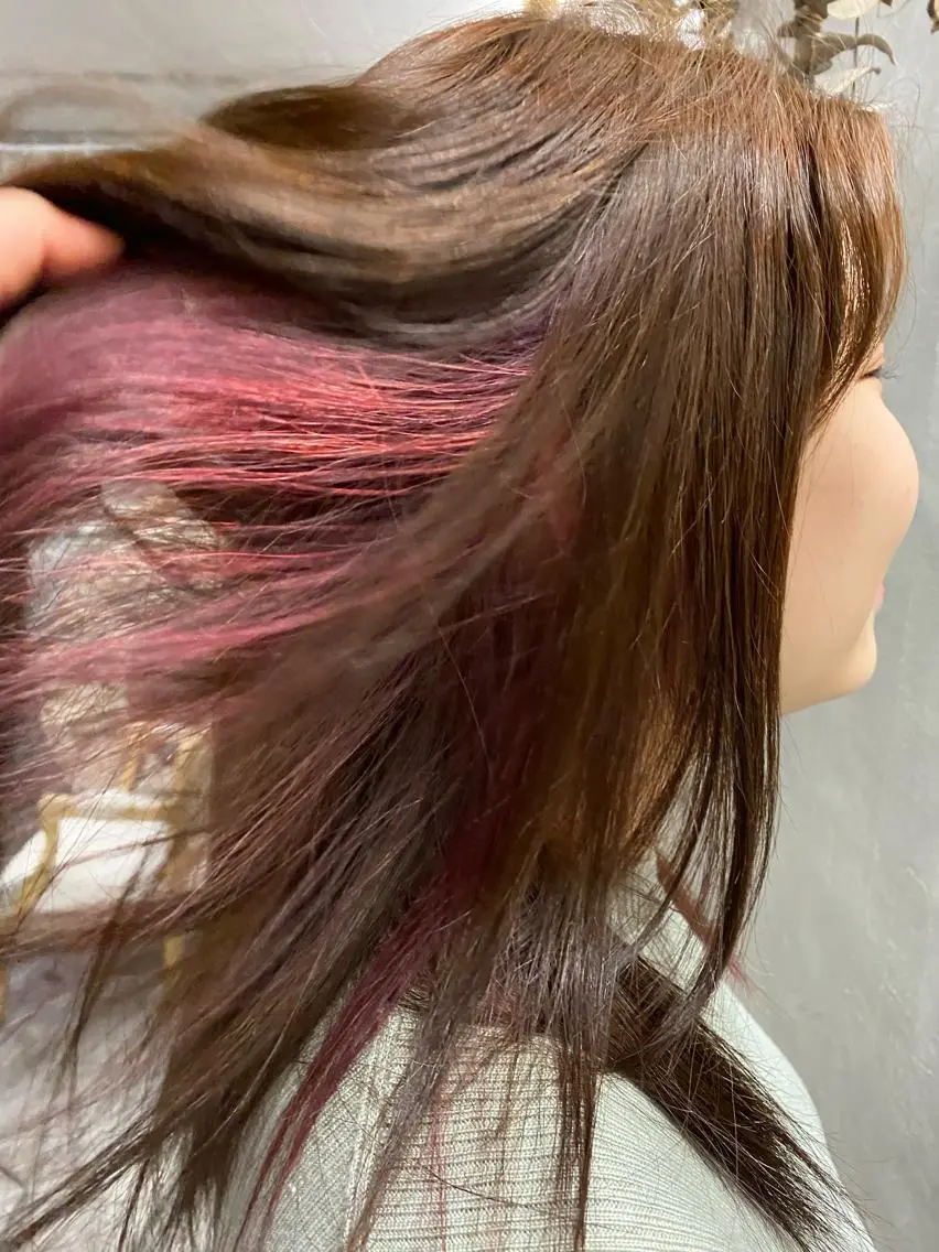 ロング カラー パーマ ヘアアレンジ メンズ イヤリングカラー ピンクカラー お任せヘア☘️☘️ 及川渚のヘアスタイル