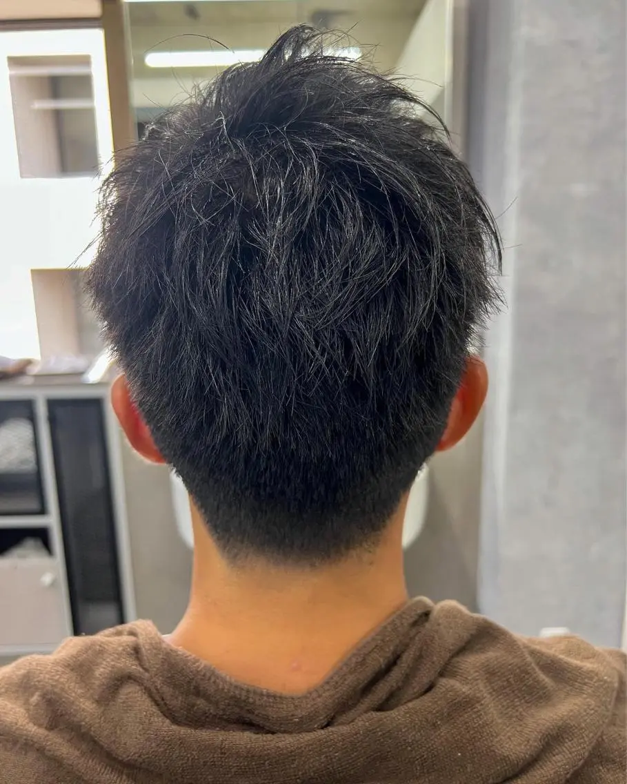 ショート パーマ メンズ ダウンパーマ メンズパーマ ツーブロック ショートヘア 垢抜け・メンズパーマ 津山祐紀のヘアスタイル