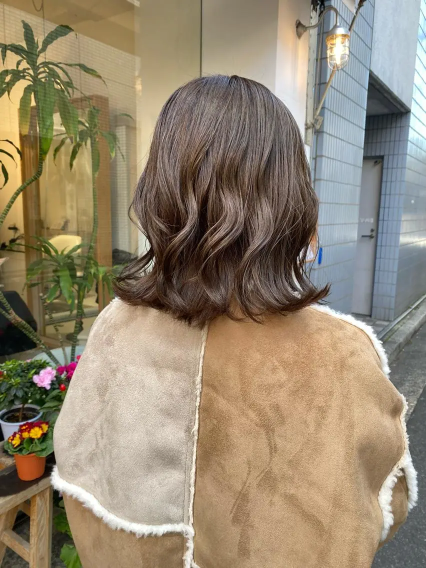 ミディアム カラー カット ヘアカラー トリートメント 安永 涼のヘアスタイル