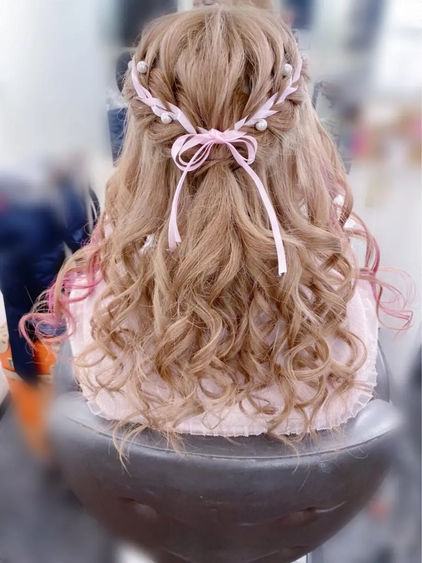 ヘアアレンジ ‎✴︎˚｡Chamo 𝐄𝐑𝐈𝐍𝐀のマツエク・マツパデザイン
