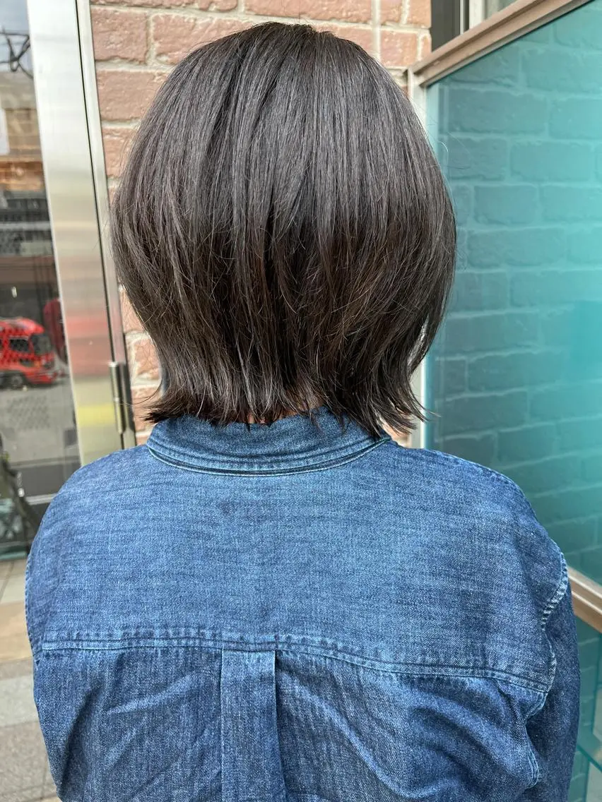 ミディアム カラー パーマ ヘアアレンジ メンズ キッズ ネイル マツエク・マツパ アイブロウ メンズブリーチ メンズハイライト メンズインナーカラー メンズ韓国風 ブリーチ ヘッドスパ 久木原 ゆりのヘアスタイル