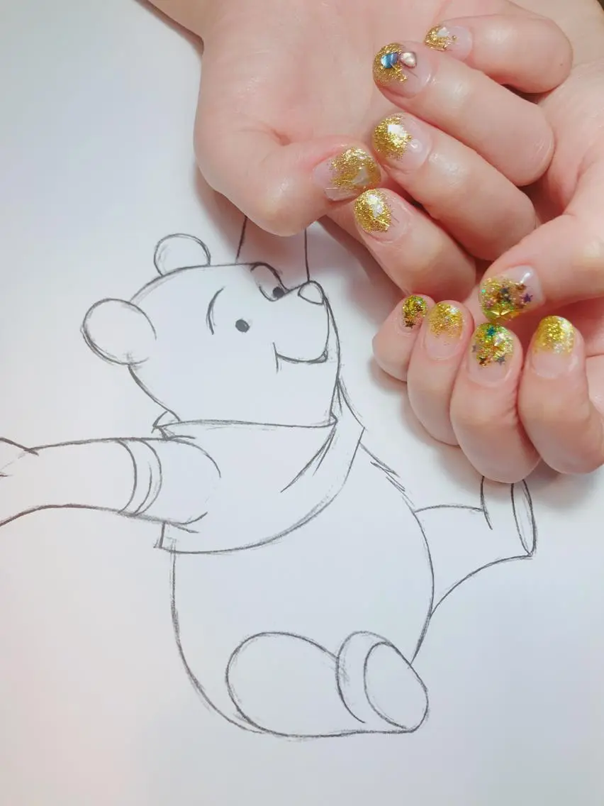ネイル キラキラネイル owlnail /持込みデザイン専門のネイルデザイン