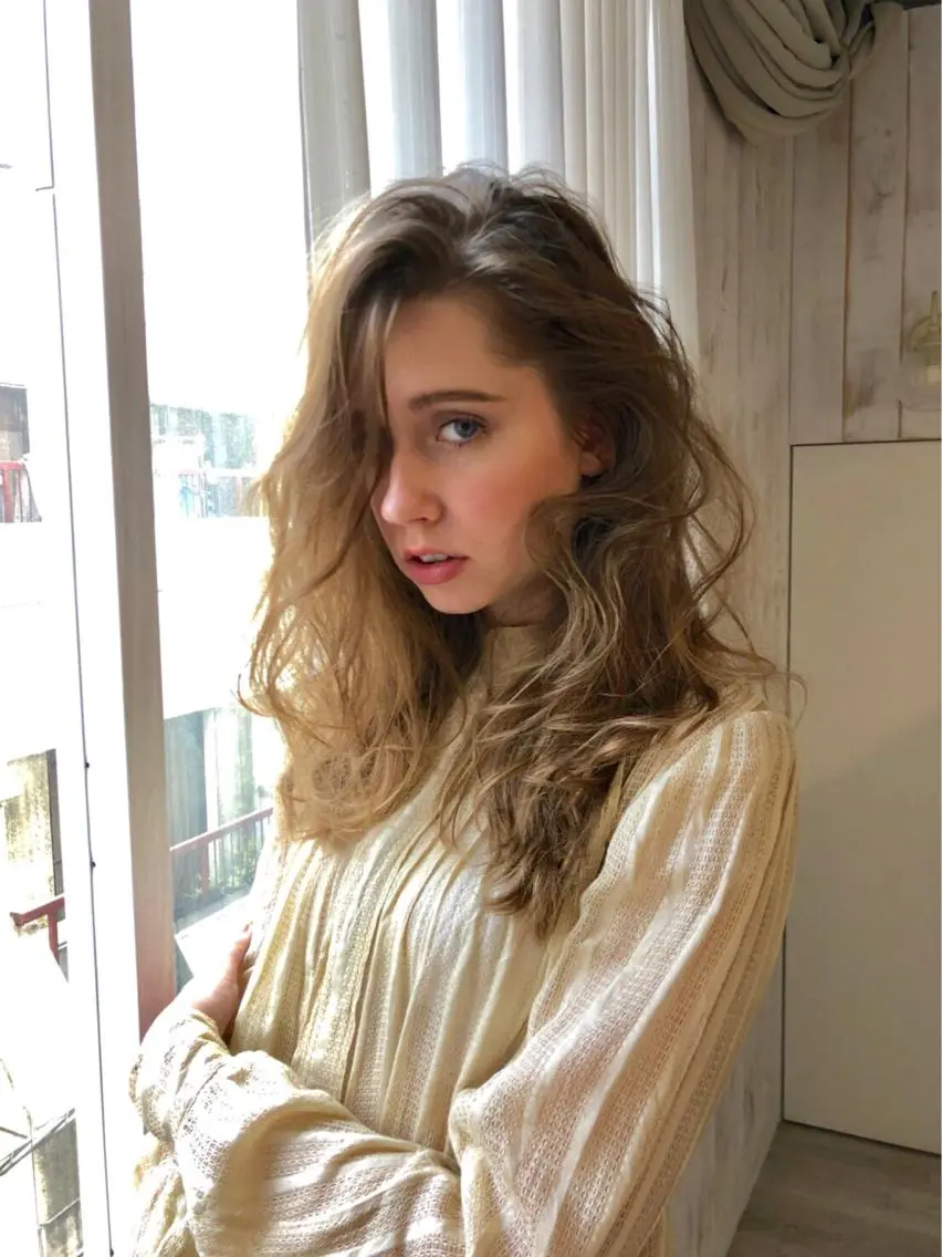 ロング パーマ カット トリートメント ashuley YUKIのヘアスタイル