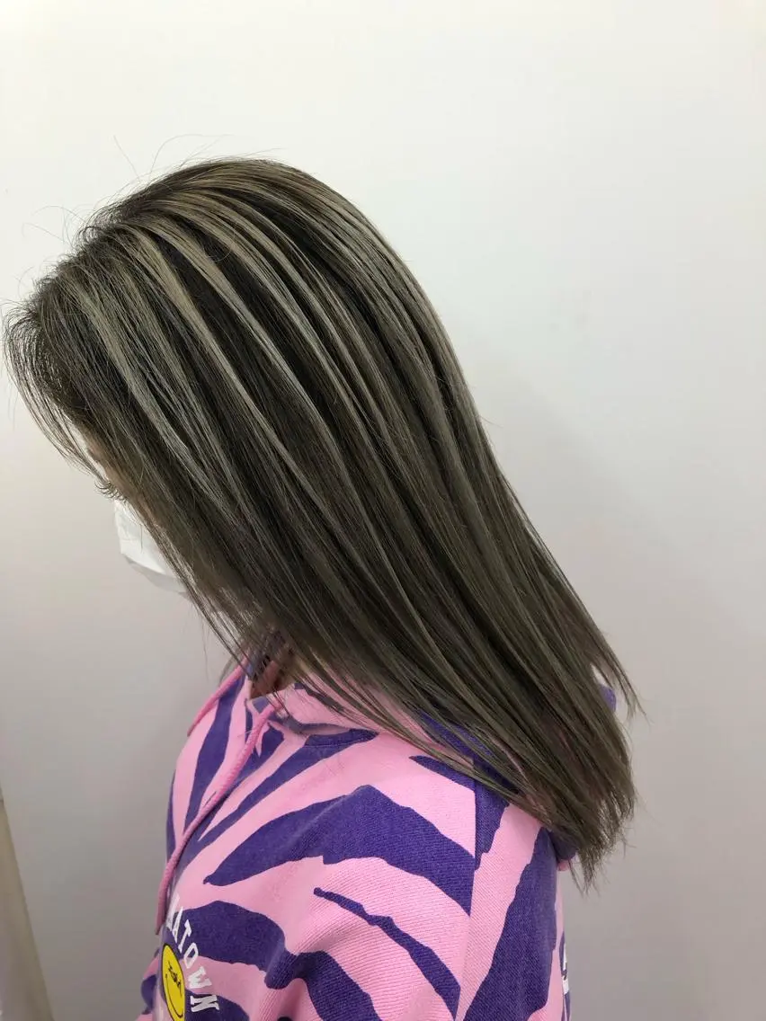 ロング カラー バレイヤージュ ブリーチ レイヤーカット ヘアカラー トリートメント ヘアセット レイヤー/エクステ alpha下妻のヘアスタイル