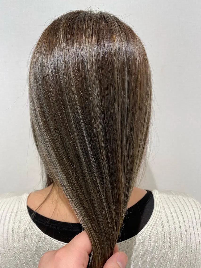 セミロング カラー 髪質改善/レイヤー カット手塚奨のヘアスタイル