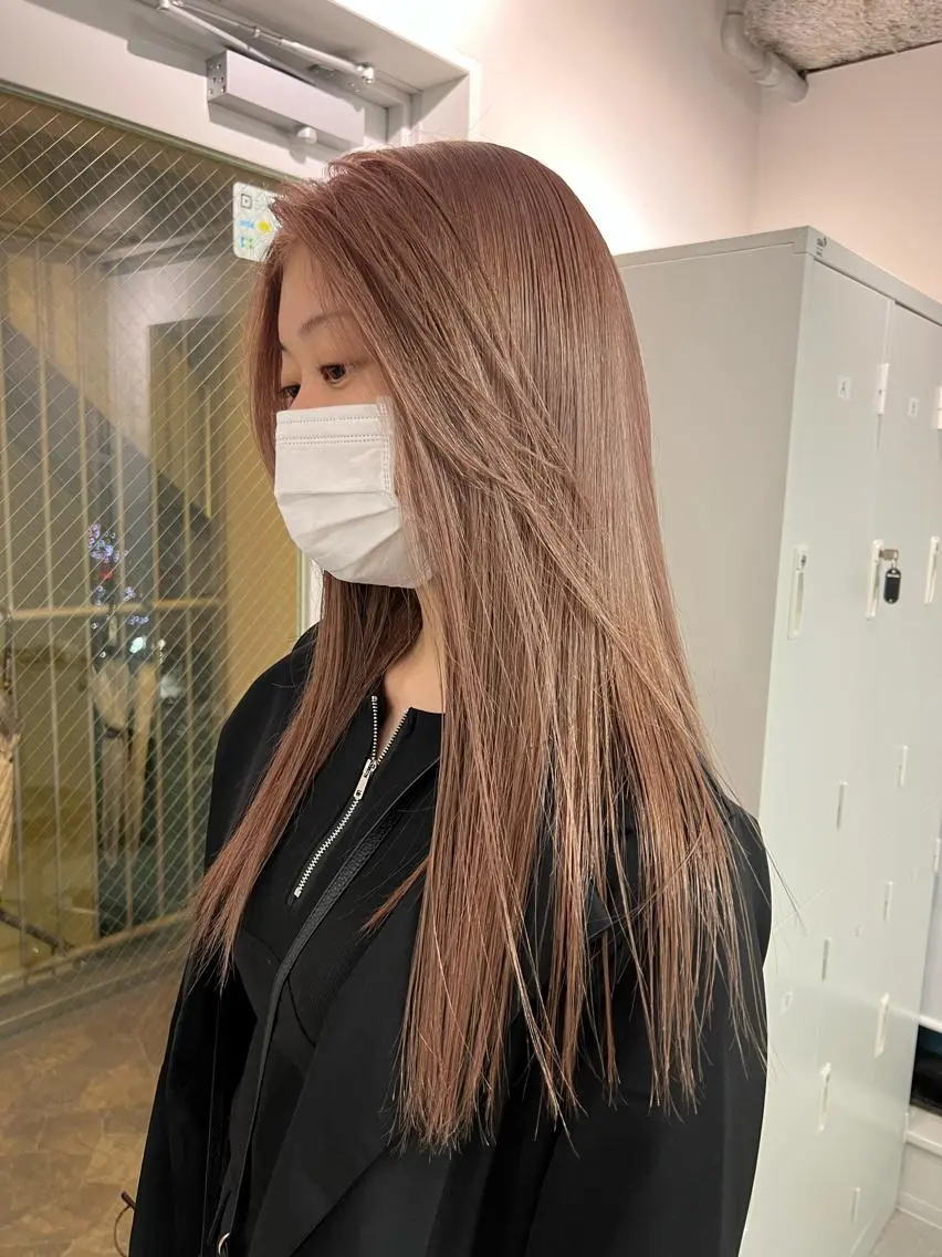 ロング カラー ヘアカラー トリートメント ハイトーン&髪質改善 &韓国エクステ🤎のヘアスタイル