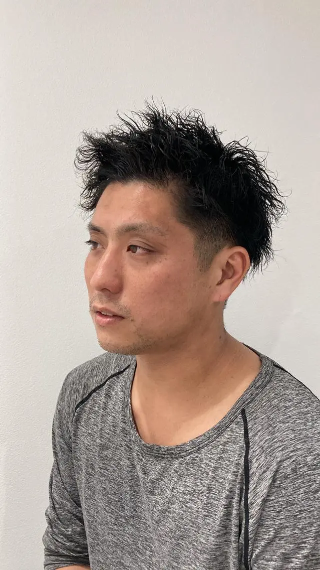 パーマ メンズ メンズパーマ メンズツイストパーマ ツイストパーマ リベイルけんた モデル募集のヘアスタイル