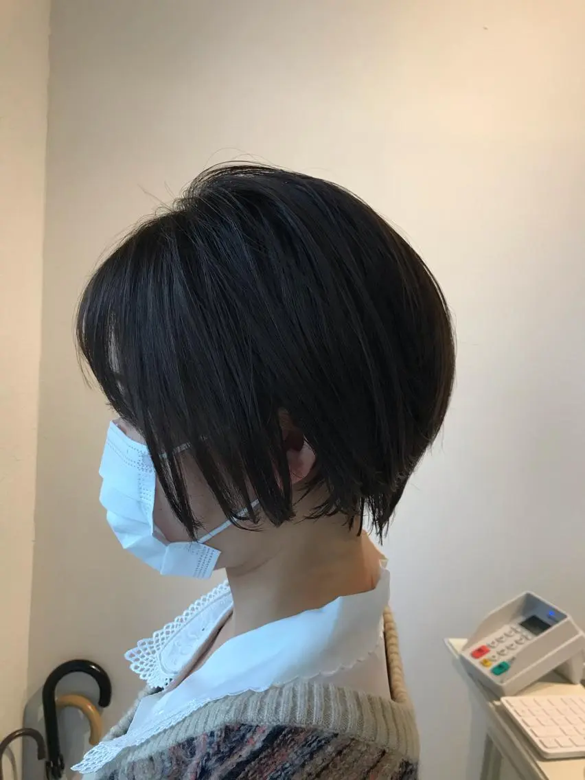 ショート ニュアンスパーマ/ レイヤー/茶屋町のヘアスタイル