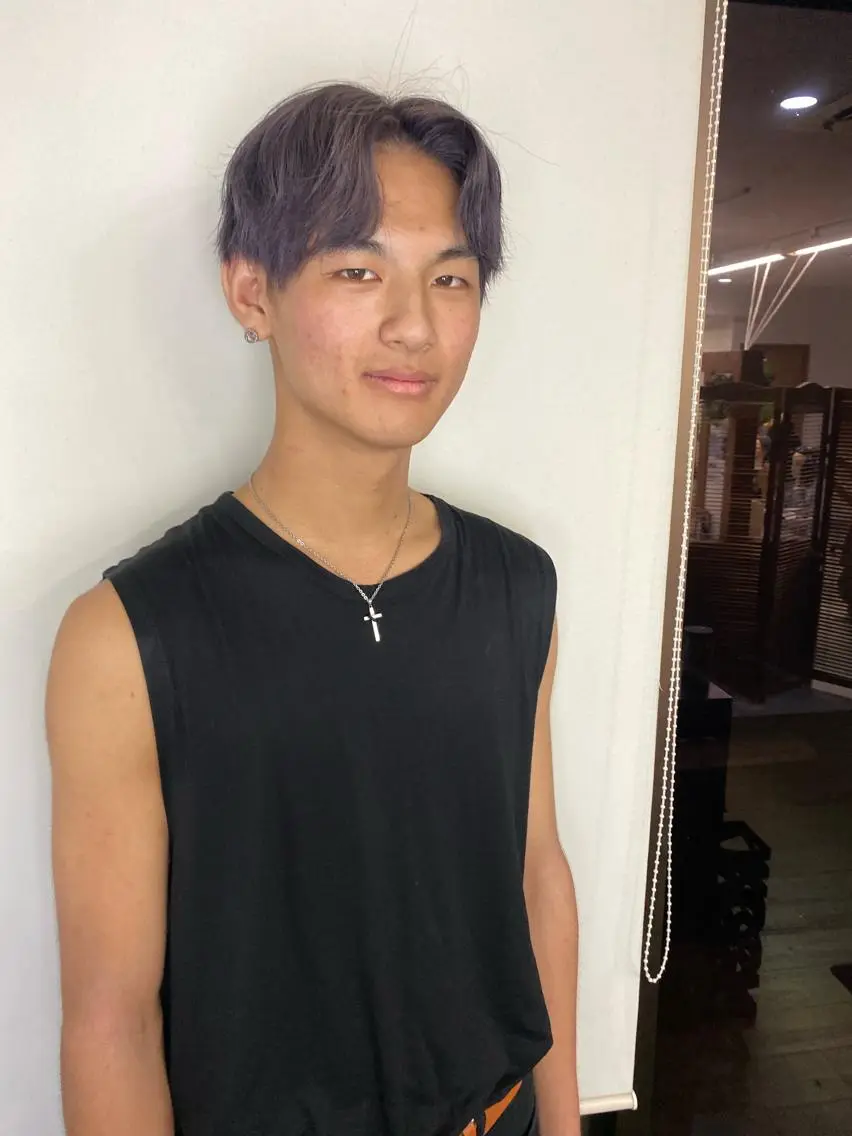 メンズ ブリーチカラー🫧 森　凪沙のヘアスタイル