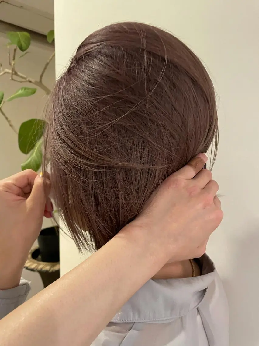 ミディアム カラー 大人girly🛋️ 🤍yukakoのヘアスタイル