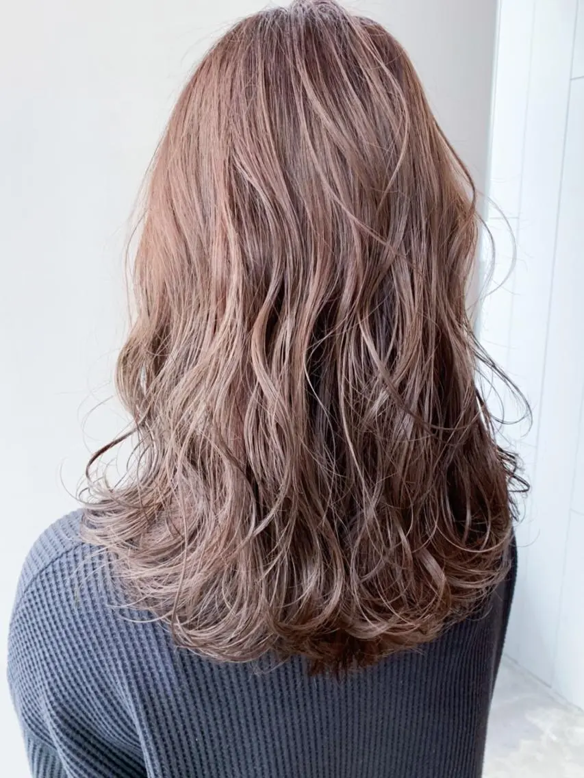 セミロング カラー パーマ ヘアアレンジ ベージュカラー ミルクティーベージュ ITbyALBUM 藤沢店のヘアスタイル