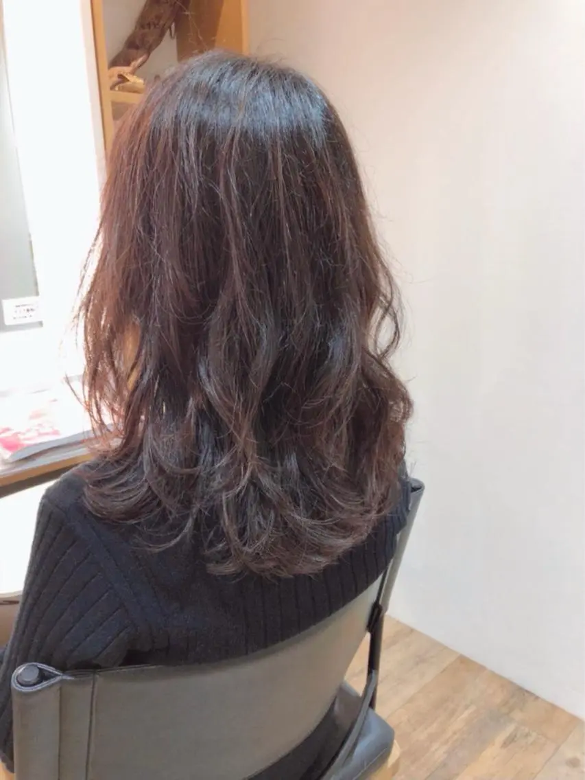 セミロング パーマ セミロングパーマ 髪質改善特化 谷口祐綺のヘアスタイル