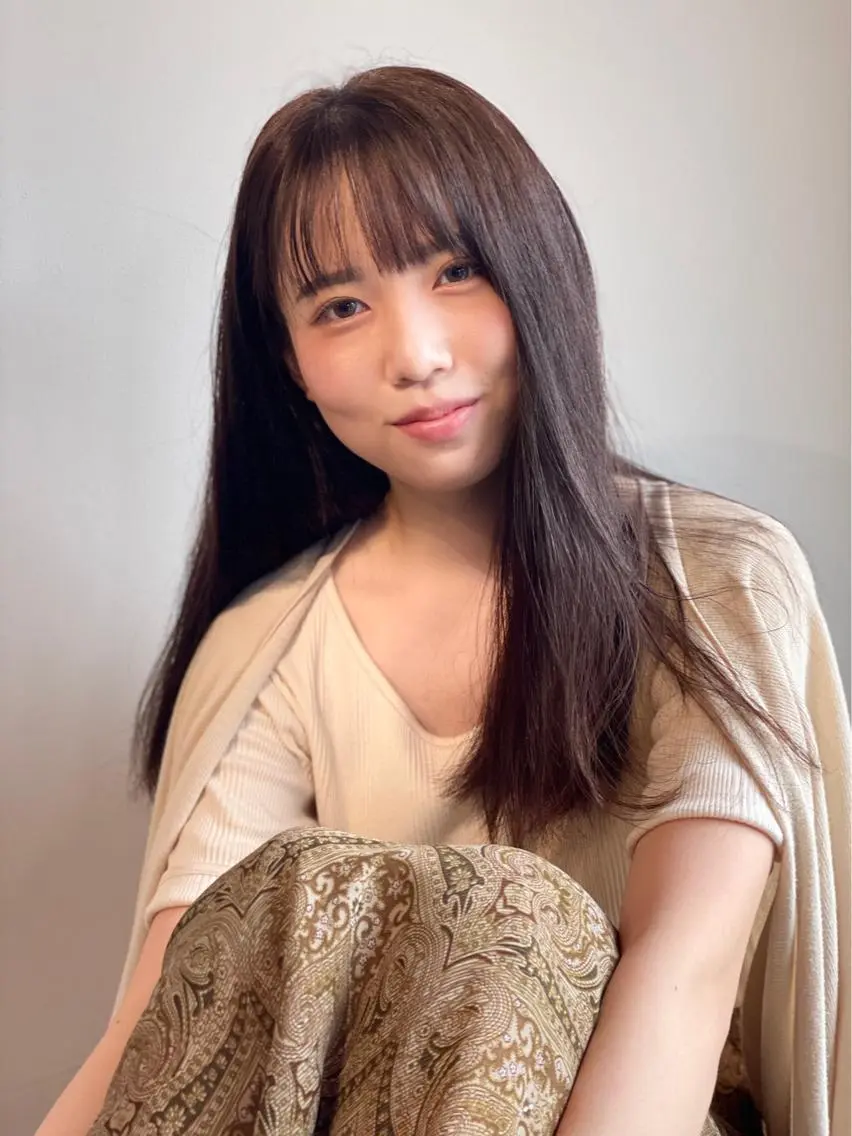 セミロング カラー セミロングパーマ バレイヤージュ ダブルカラー グラデーションカラー ハイライトカラー Luana / 公式 / 大通のヘアスタイル