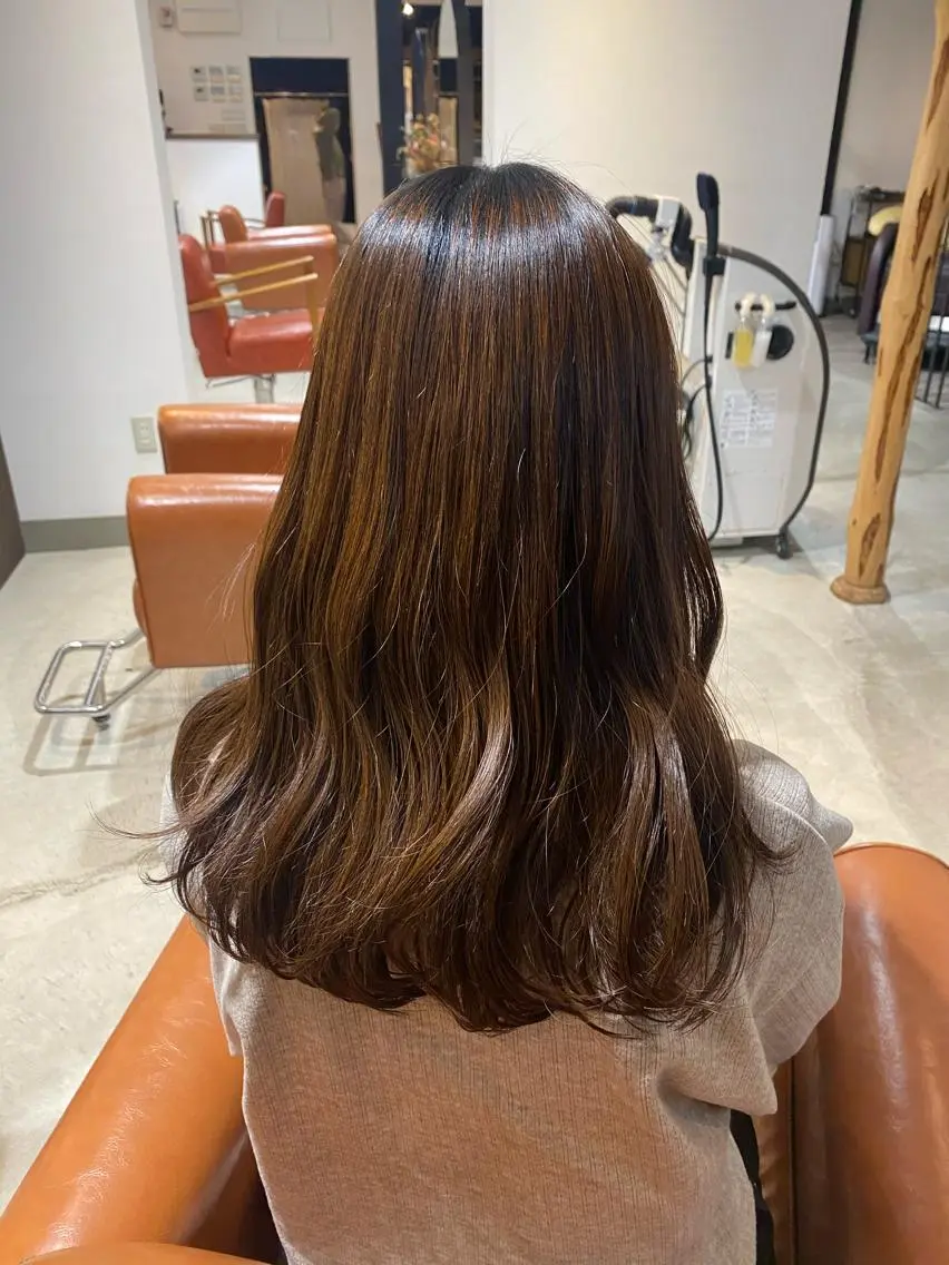 セミロング 【novem】 serenのヘアスタイル