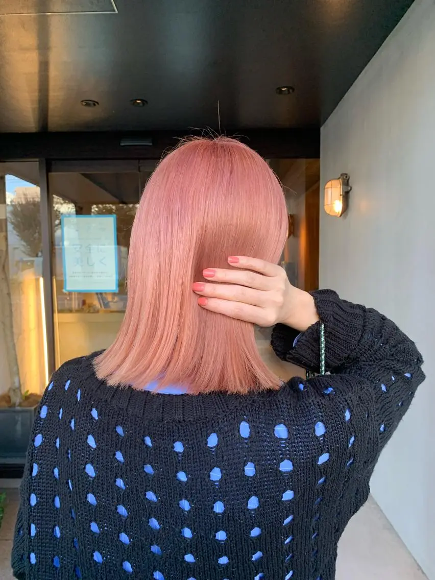 ミディアム カラー ピンクカラー カット ヘアカラー ピンクカラー/ mana🎀のヘアスタイル