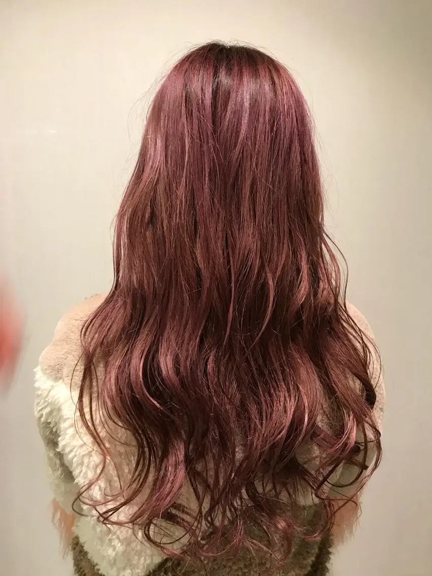 セミロング カラー ピンクカラー カット ヘアカラー トリートメント 難しい髪質の縮毛矯正 高岡/射水/髪質改善のヘアスタイル