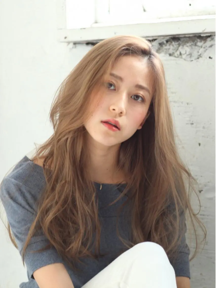 カラー パーマ ヘアアレンジ ベージュカラー ブリーチ 透明感カラー カット ヘアカラー トリートメント ヘアセット ✨ハイクオリティ✨ 山本香也のヘアスタイル