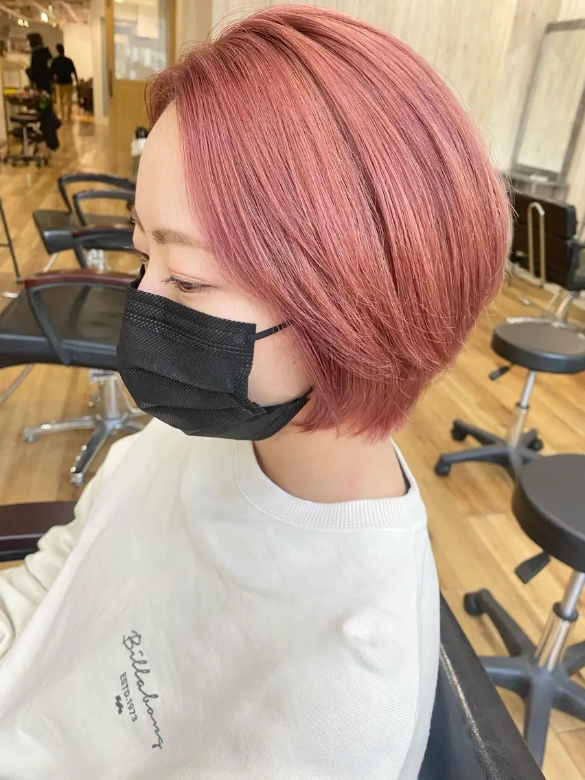 ショート カラー アディクシーカラー ブリーチ 透明感カラー エドルカラー ハイライトカラー カット ヘアカラー 夜23時まで予約🉑 reverieあきらのヘアスタイル
