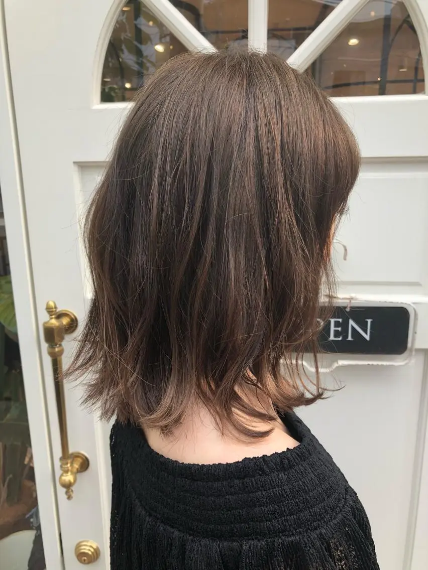 ミディアム カット ヘアカラー トリートメント 韓国ヘア♡おくれ毛♡ ボブ♡sayakaのヘアスタイル