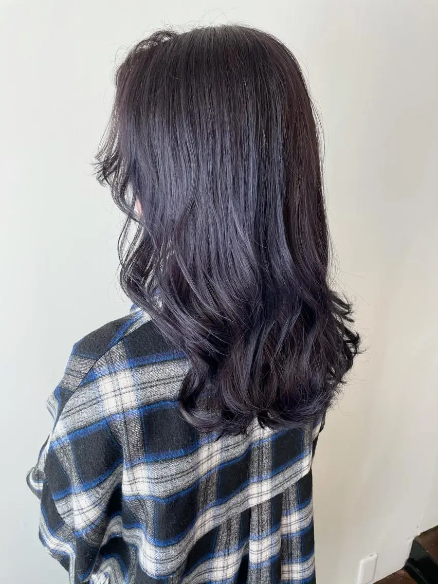 セミロング カラー カット ヘアカラー トリートメント 安藤 佑衣のヘアスタイル