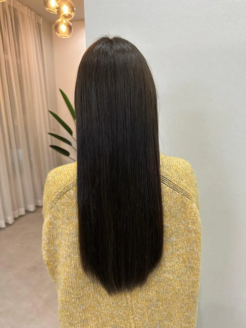 ロング カラー アライ ナタカのヘアスタイル