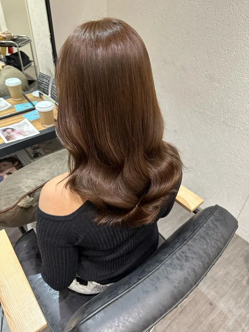 セミロング カラー ベージュカラー ヘアカラー トリートメント ヘッドスパ 艶髪レイヤー上田 紗也🇰🇷💗のヘアスタイル