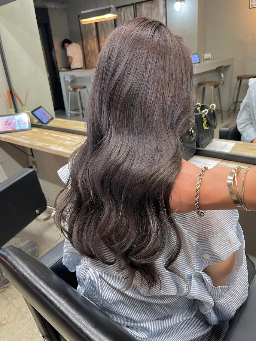 ミディアム カラー パーマ ヘアアレンジ メンズ キッズ ネイル マツエク・マツパ アイブロウ ヘアカラー トリートメント ヘッドスパ ヘアセット 丁寧なカウンセリング 🌿Chiemi🌿のヘアスタイル