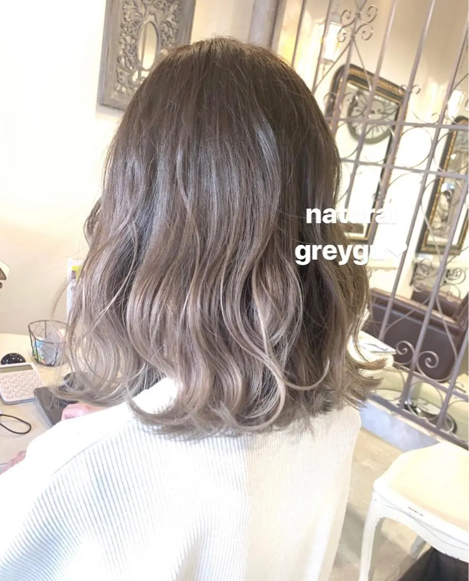 セミロング カラー ヘアカラー トリートメント ハイトーンカラー♡ yuのヘアスタイル