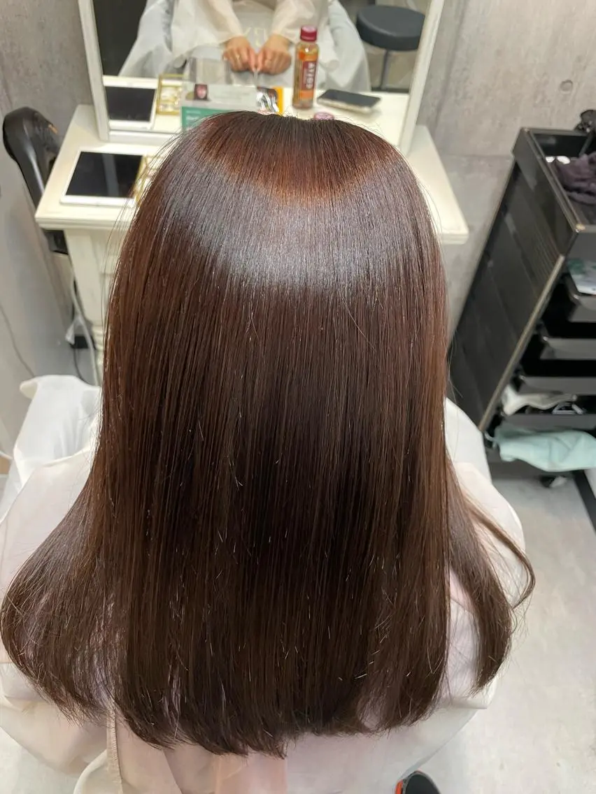 ミディアム カット ヘアカラー 縮毛矯正 トリートメント 断られる髪に答えを ♣️井上秀樹♠️のヘアスタイル