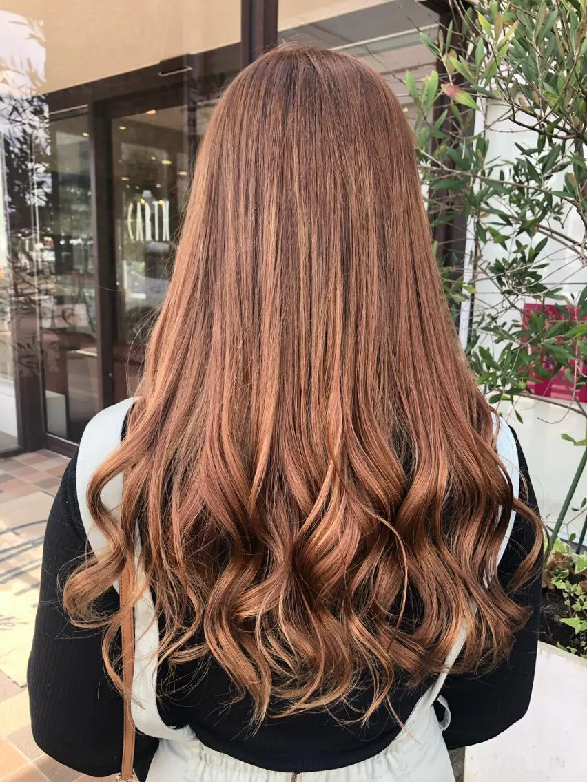 ロング カット ヘアカラー トリートメント EARTH長岡 🌼渡辺まい🌼のヘアスタイル