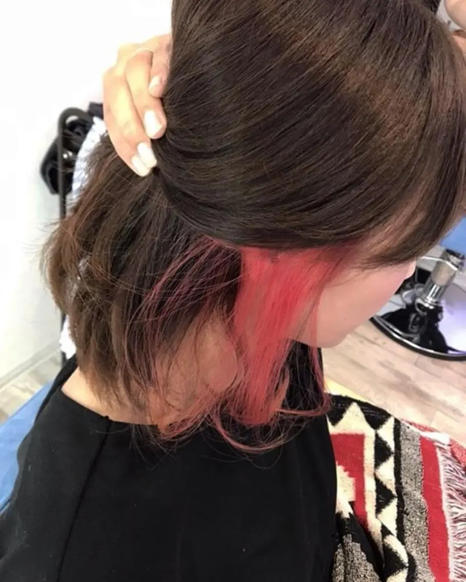 ミディアム カラー ピンクカラー 白井 つづりのヘアスタイル