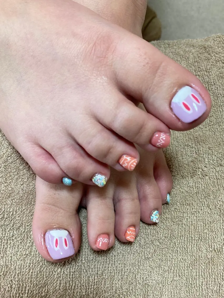 ネイル イースター フットネイル 東大阪/ ROBED nail salonのネイルデザイン