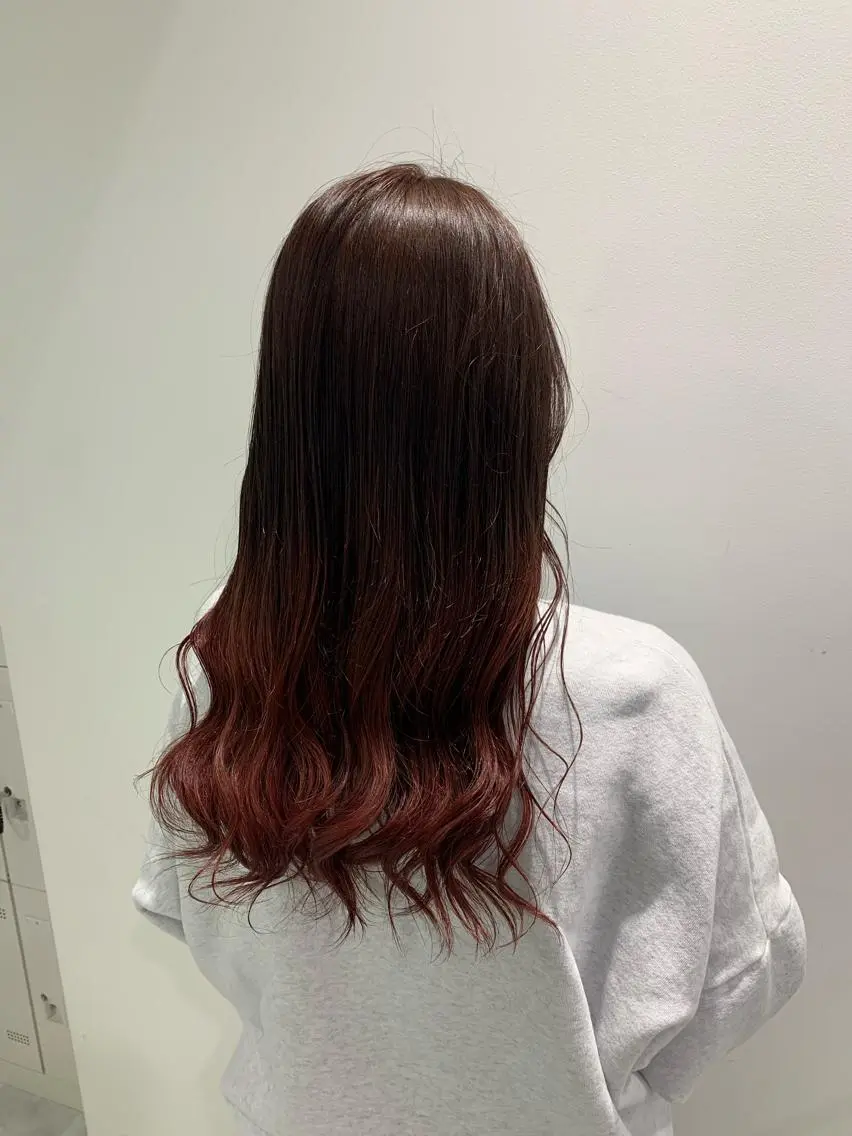 セミロング カラー パーマ ヘアアレンジ ネイル マツエク・マツパ 韓国風ベージュ🤎 赤みなし🌿横浜🤎のヘアスタイル