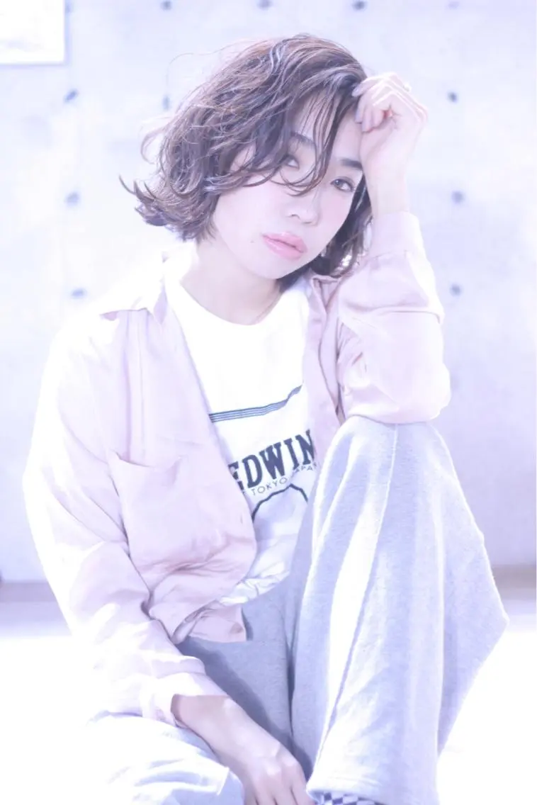 ミディアム カラー 及川 光のヘアスタイル