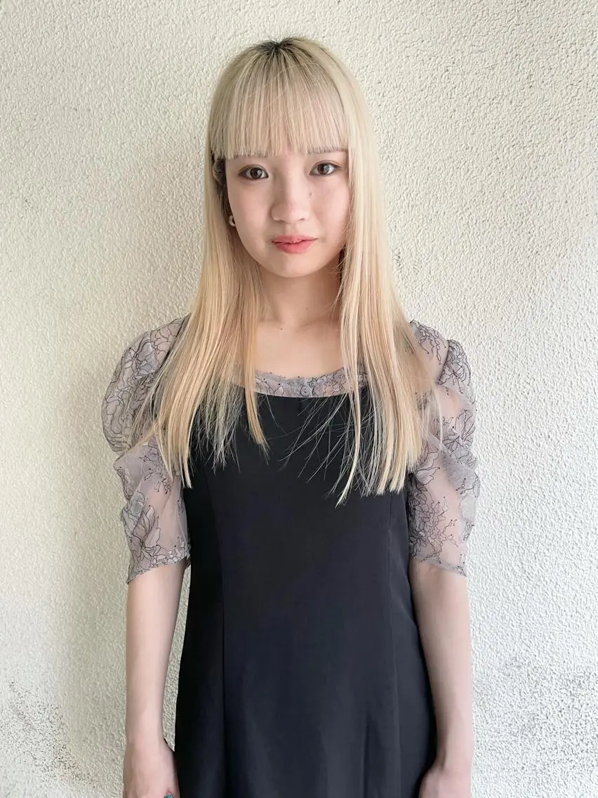 ミディアム カラー カット ヘアカラー トリートメント suvvy hairsalonのヘアスタイル