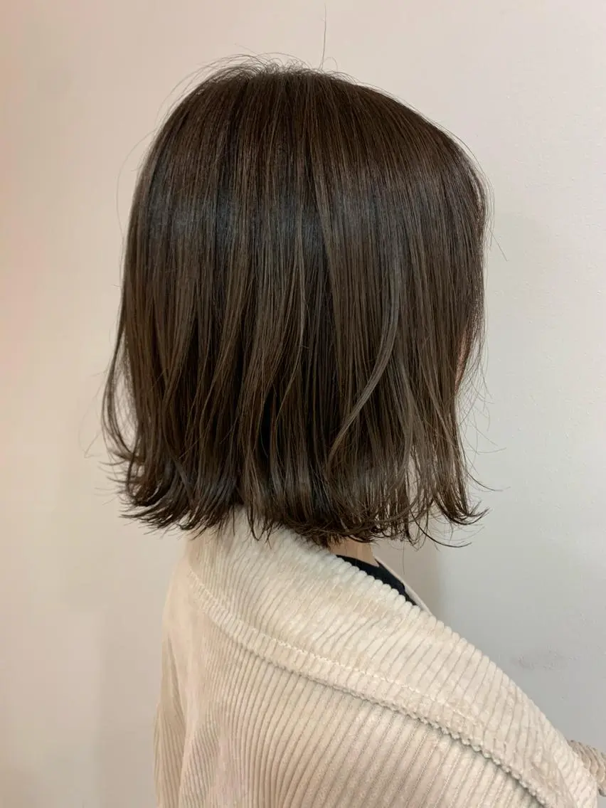 ショート カラー ハイライトカラー ハイライト 顔まわりカット✄ ベージュカラー🧸のヘアスタイル
