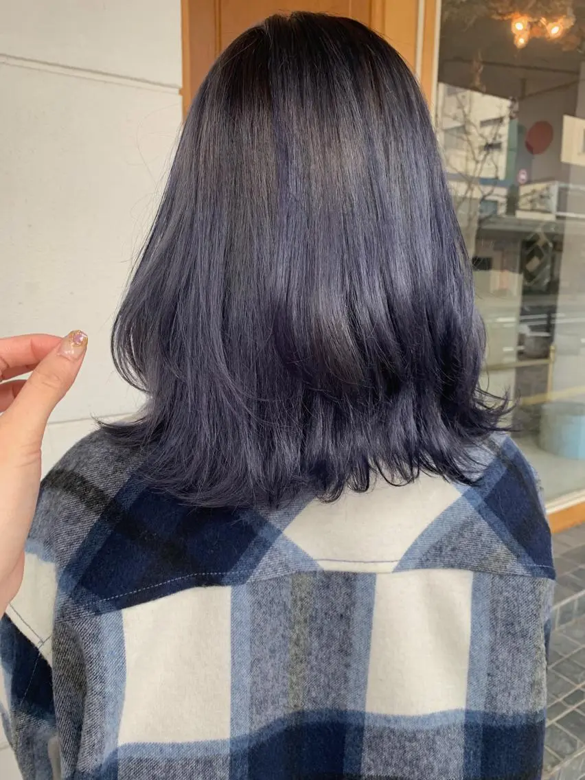 ミディアム カラー ブリーチ ブルーカラー ネイビーカラー ヘアカラー m ā l o.🌷 サカモトマイコのヘアスタイル