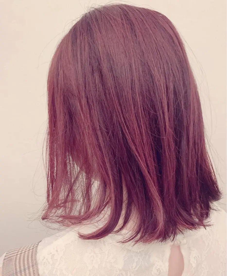 ミディアム ボブ ✨白髪ぼかし 🍀MINAKO☆のヘアスタイル