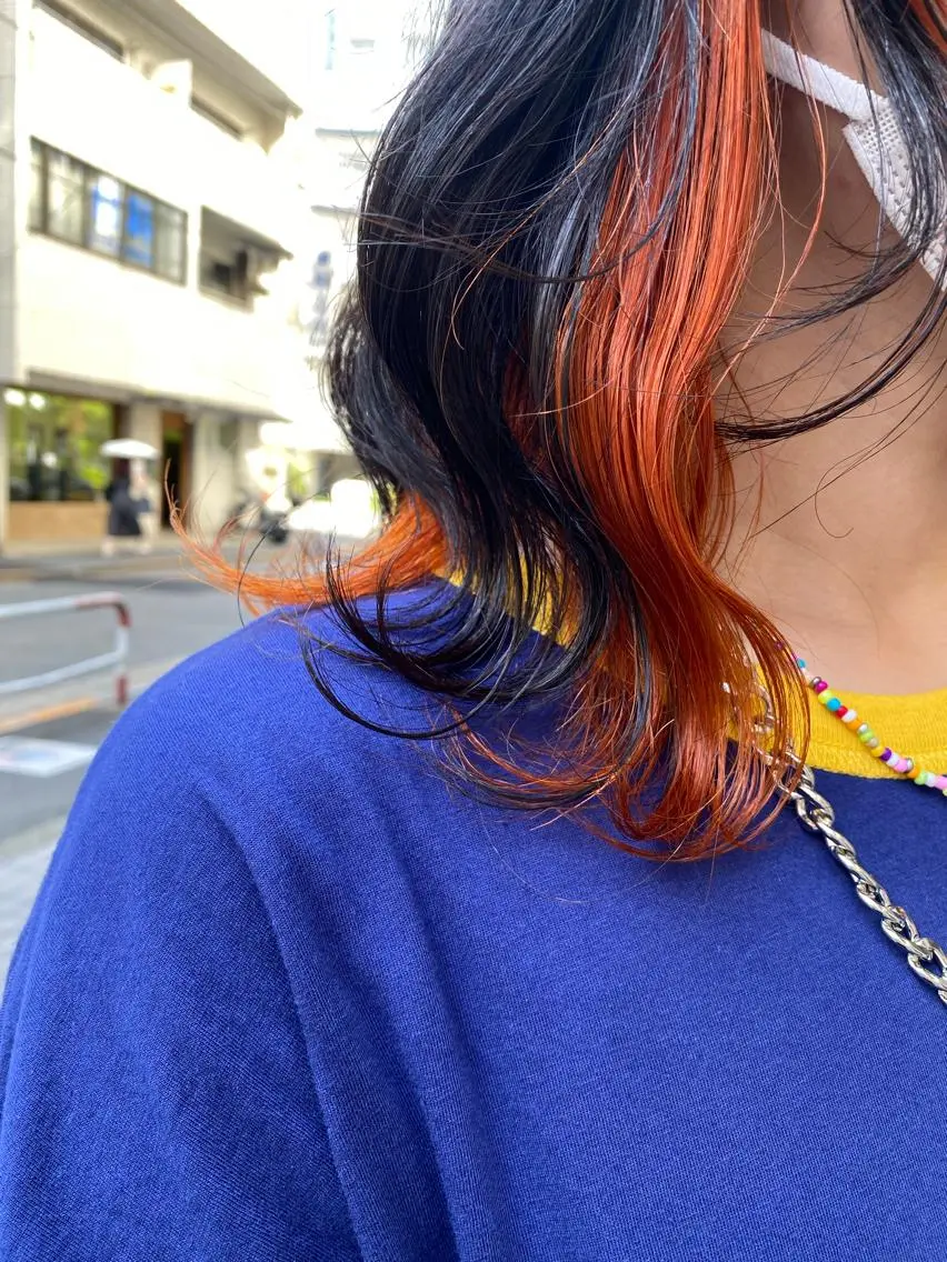 セミロング カラー ブリーチ インナーカラー オレンジ Riganuts王子 Hayato✂︎のヘアスタイル