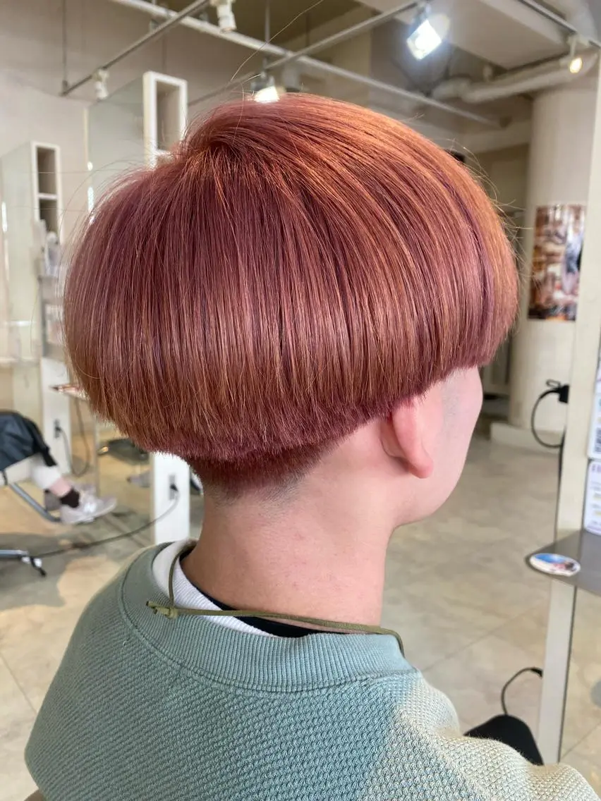 メンズ マッシュ カット 岡田 奈々のヘアスタイル