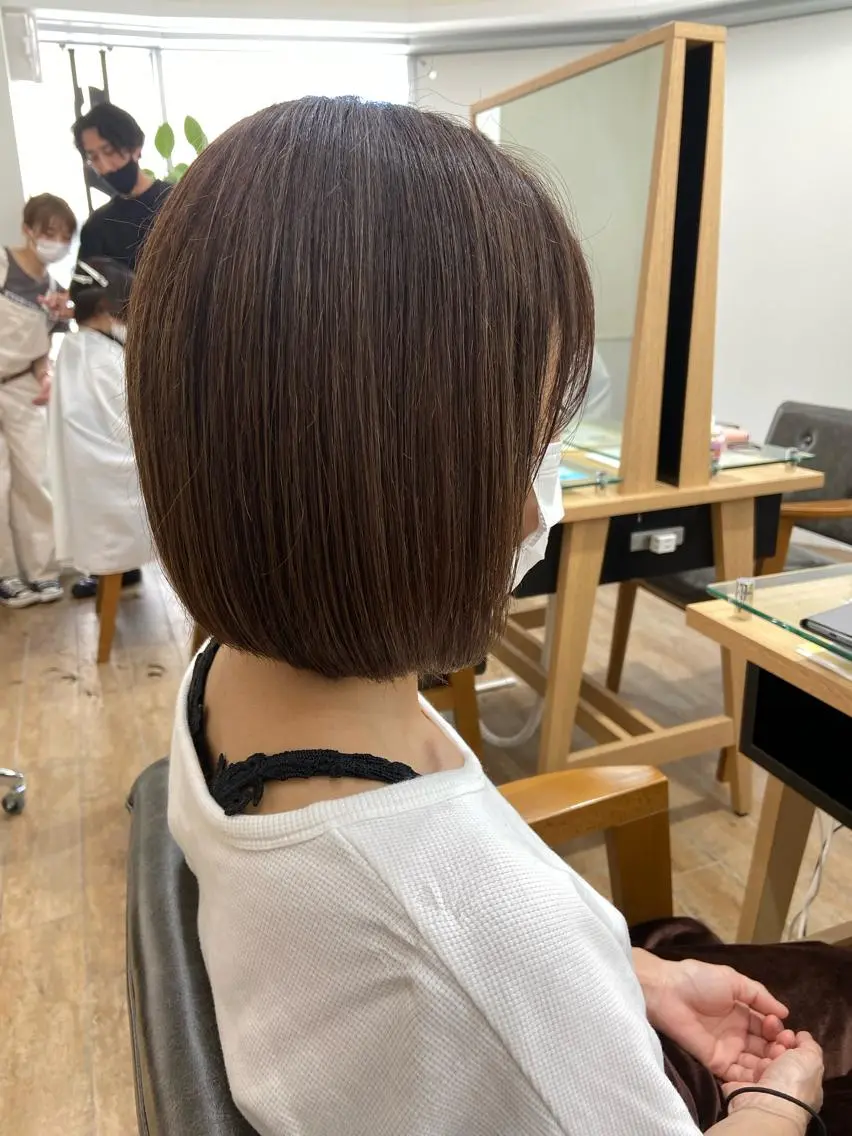 ミディアム カラー パーマ ヘアアレンジ メンズ キッズ ネイル マツエク・マツパ カット ヘアカラー トリートメント 横浜Bob美容師🤎 ERINAのヘアスタイル