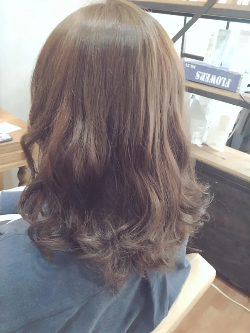 ショート ミディアム セミロング カラー パーマ アッシュ 【mokuオーナー】 ちはるのヘアスタイル