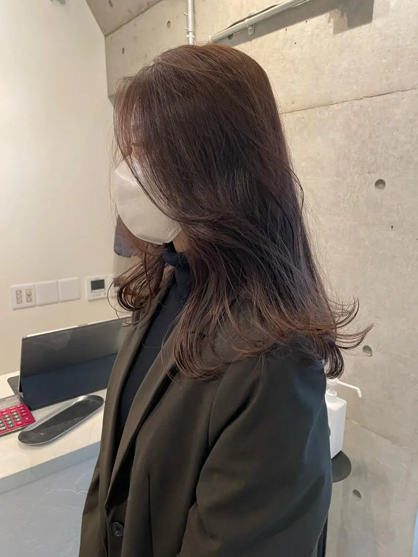 セミロング カラー アッシュ アッシュグレー アッシュグレージュ グレージュ カット ヘアカラー トリートメント レイヤーカット🎀 kanaのヘアスタイル