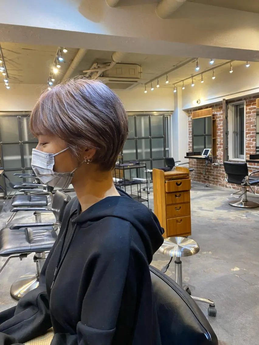 ショート カラー 吉田 光佑のヘアスタイル