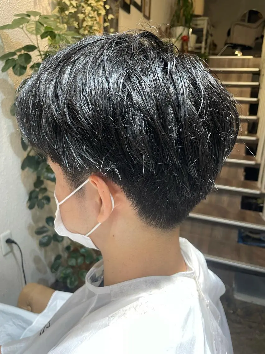 メンズ マッシュ 刈り上げ 佐藤 良祐のヘアスタイル