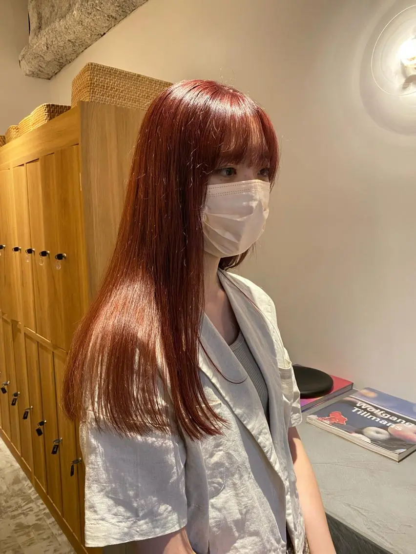 ロング カラー ブリーチ 砂原 ひよりのヘアスタイル