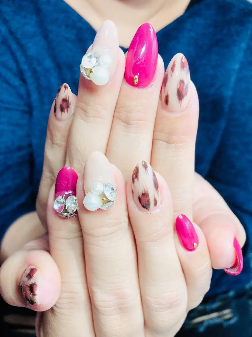 ネイル スカルプネイル gorella Ａのネイルデザイン