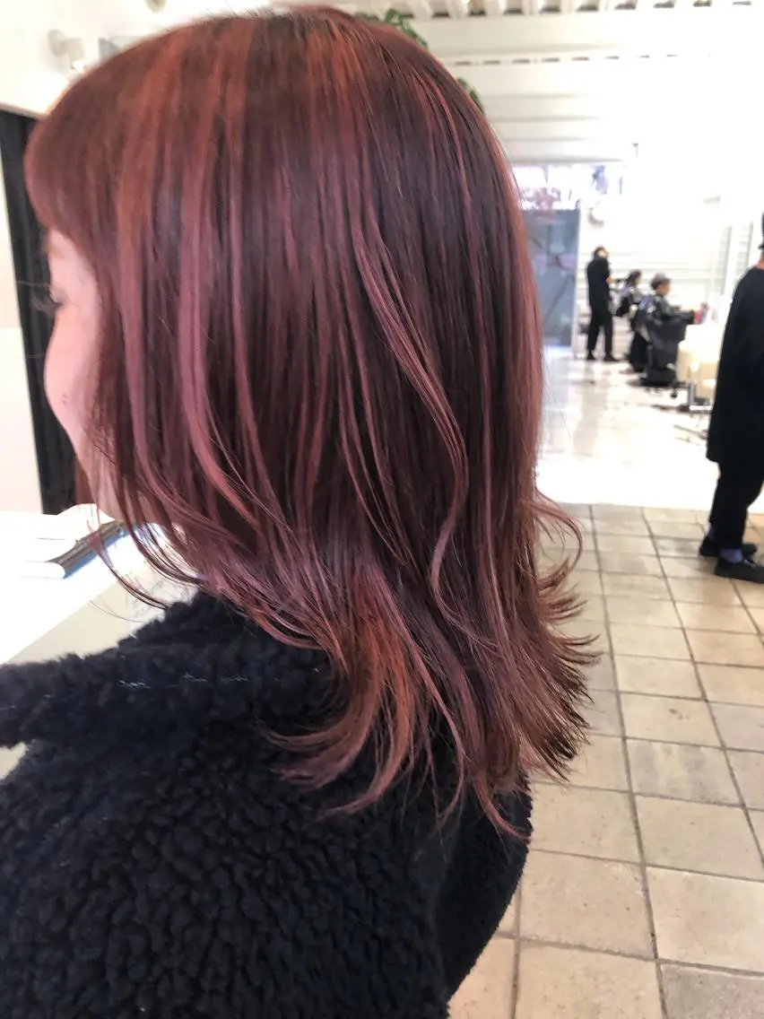 セミロング ハイライト レイヤーカット カット ヘアカラー 千種区/くせ毛カット /尾島光季のヘアスタイル