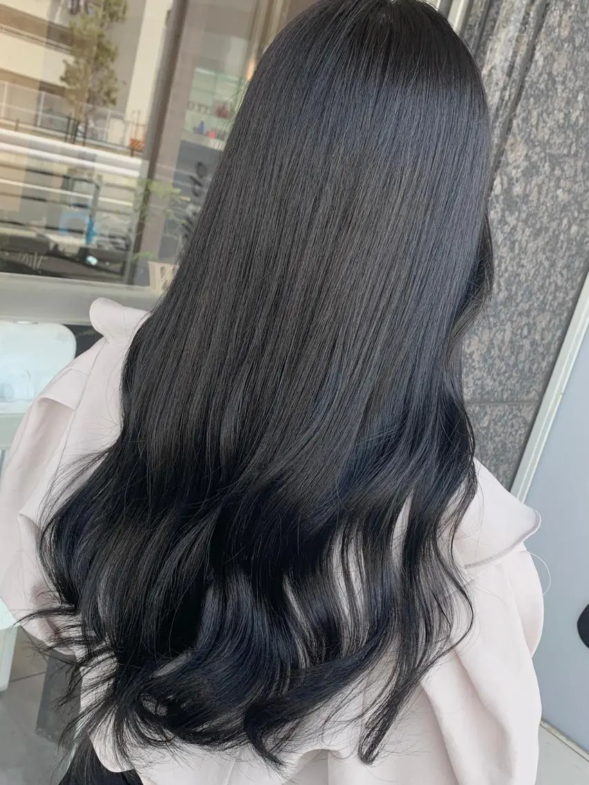 ロング レイヤー/艶髪カラー 森本くるみのヘアスタイル